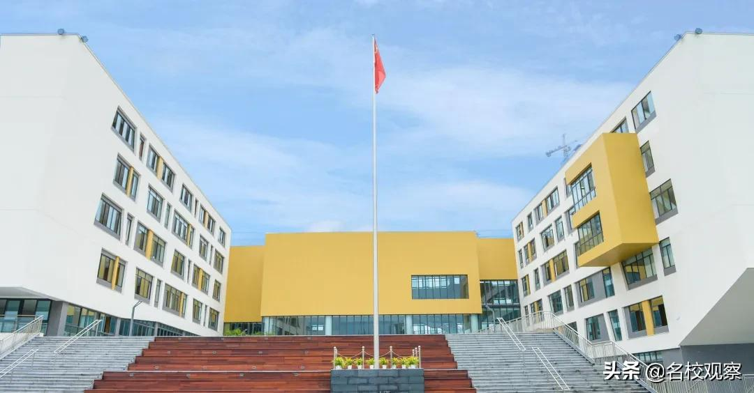 2022年春季优秀教师招聘公告，金苹果锦城一中等你来