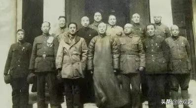 勾引女干部的吴蓝田，解放后躲上海当鞋贩，因托弟弟北京卖房暴露