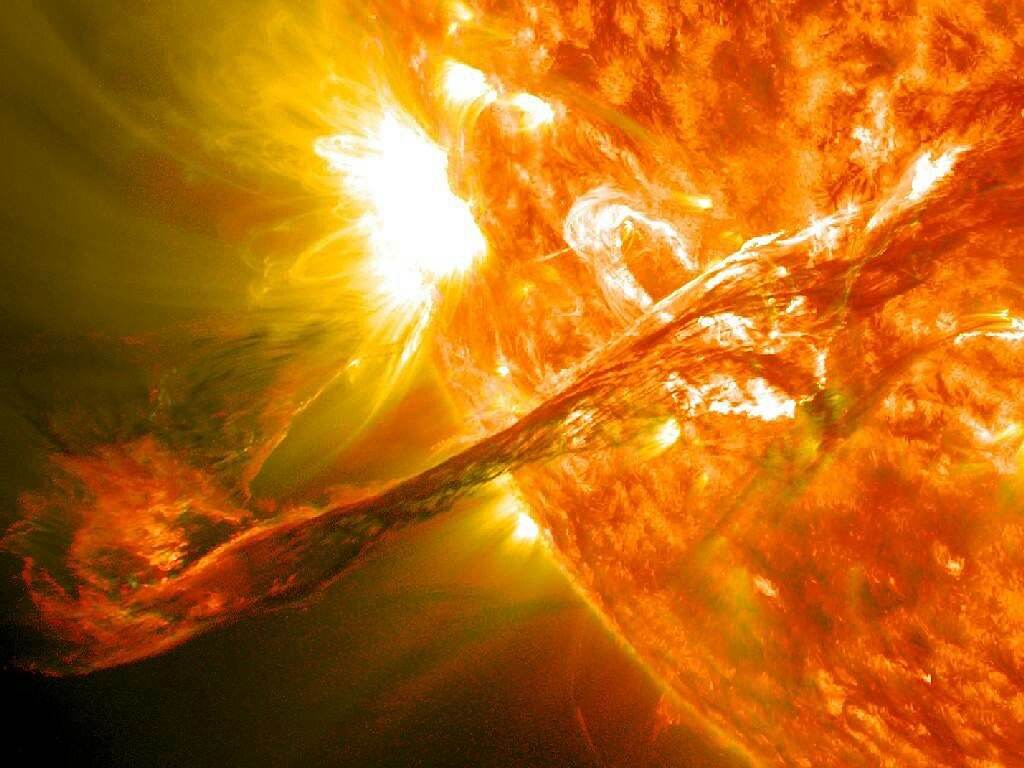 什么是太阳黑子,太阳黑子如果爆发,会对人类造成什么影响?