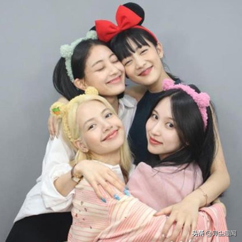Lisa与Mina、志效、Minnie！韩国三大女团合体：美女贴美女好养眼