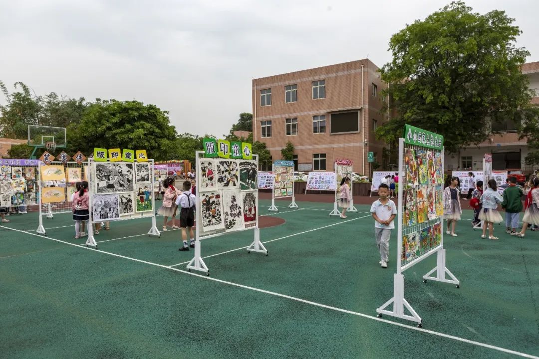 【校园动态】画笔绘世界 美育润童年 ——军屯小学2022年春季艺体节之美术篇