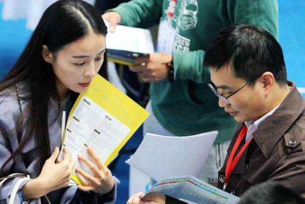 32个事业单位拟转为合同制，一劳永逸成为历史，几家欢喜几家愁