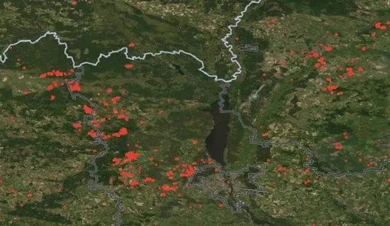 �����������ڿ������ӱ������