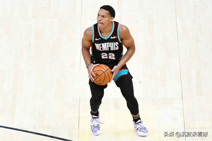 nba现役一流球员有哪些(NBA现役最好的十大角色球员：布里奇斯领衔，塔克入选)