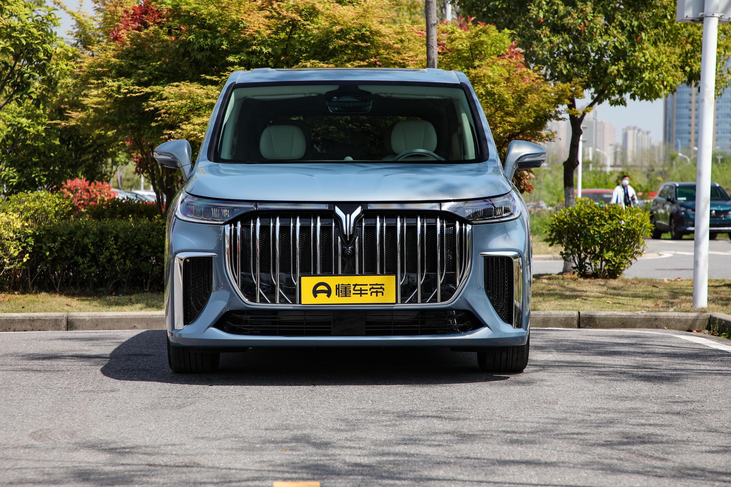 试驾：首款高端新能源MPV，岚图梦想家做到了什么程度？