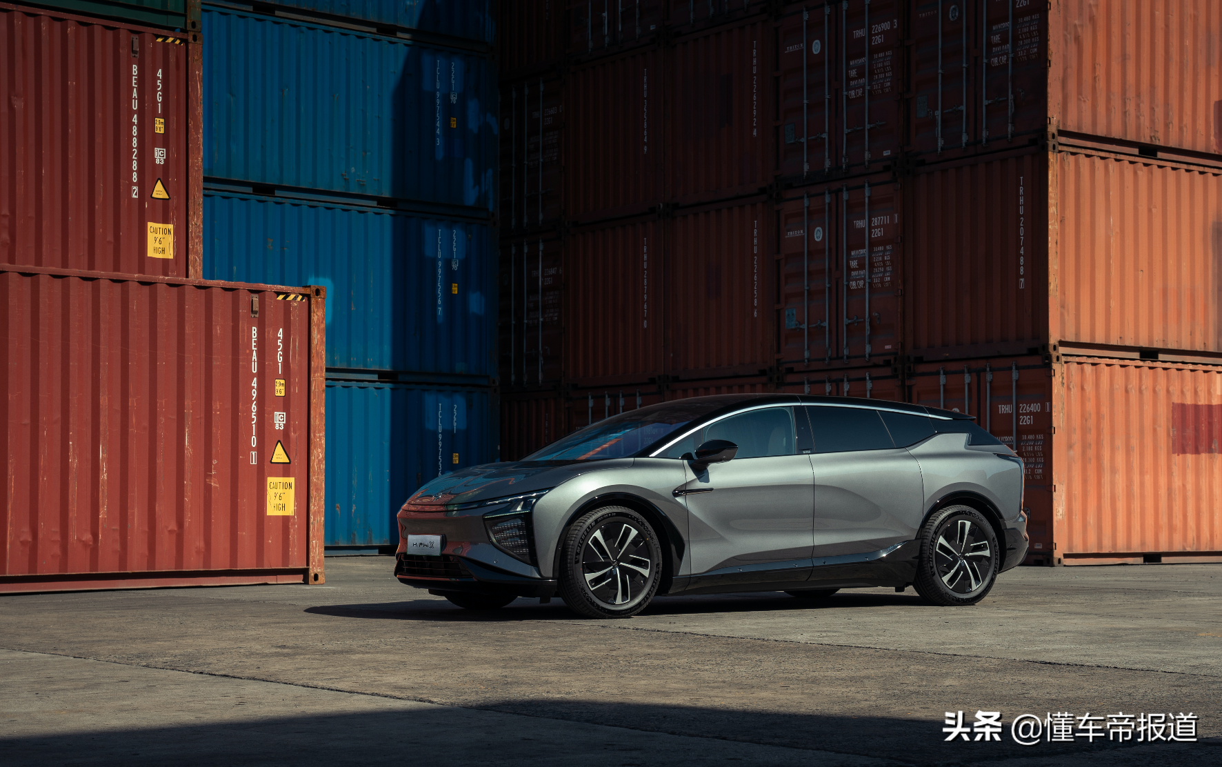 新车 | 售57-62万元，最大续航650公里！高合HiPhi X新增车型上市