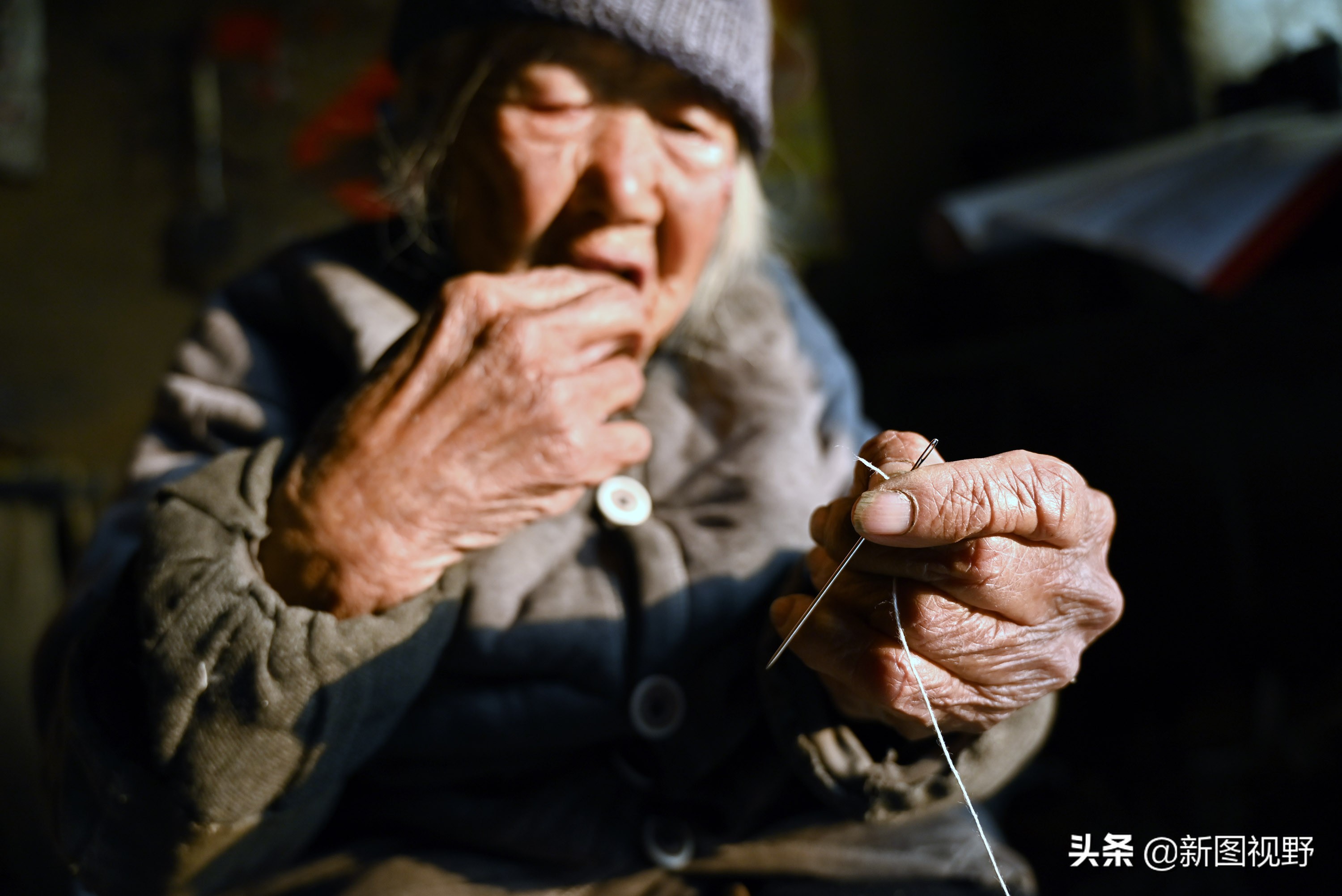 102岁奶奶，爱吃1种荤菜，63岁儿子透露3个长寿原因，看看是啥