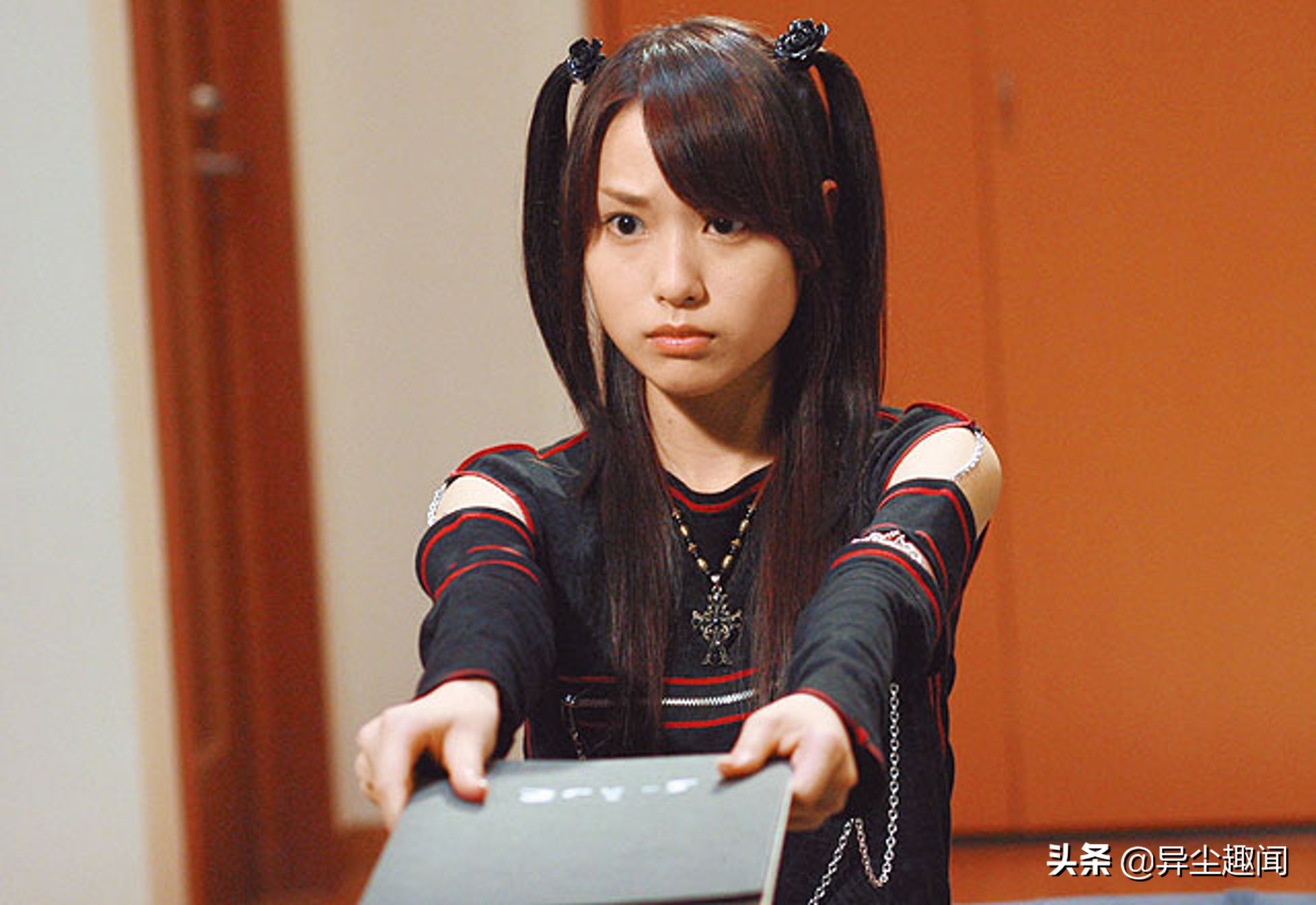 还记得弥海砂吗 当年超萌双马尾扮相红遍亚洲 33岁近况曝光 天天看点