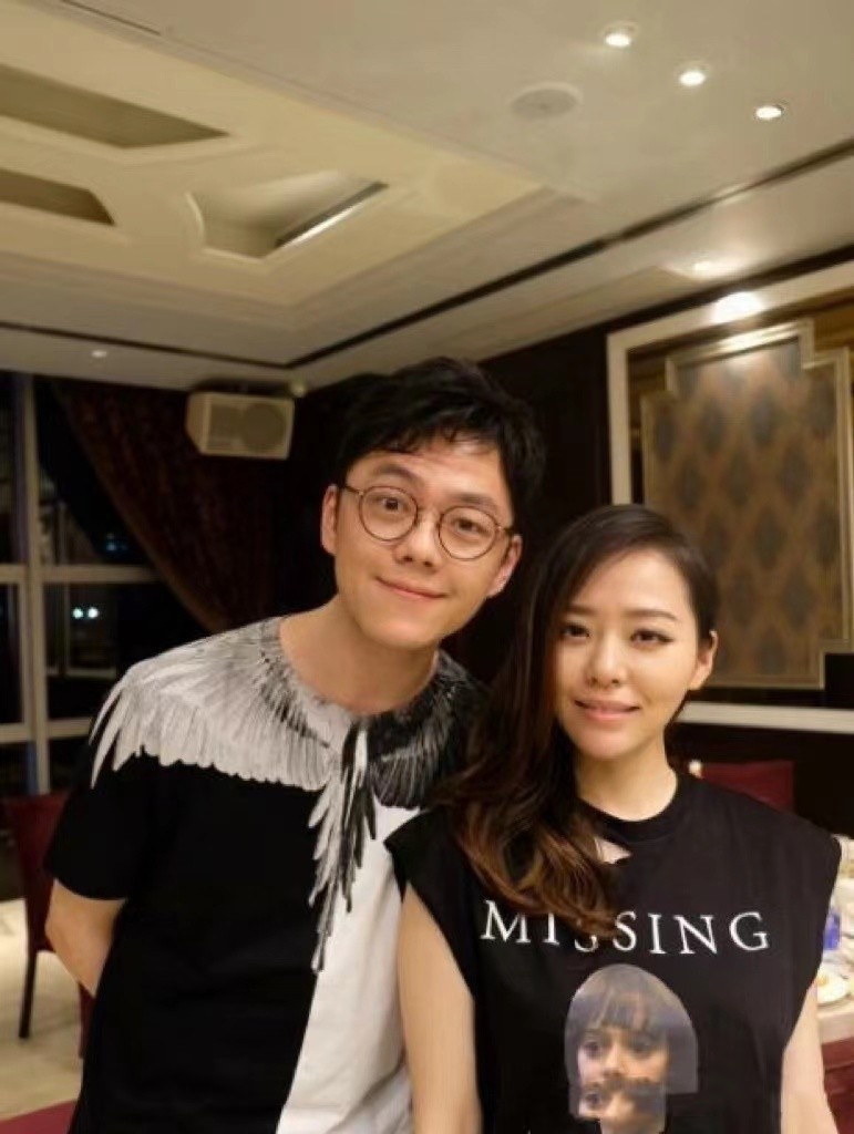 张靓颖痴情前夫15年，却被当成提款机：遇上冯柯是缘，还是劫？