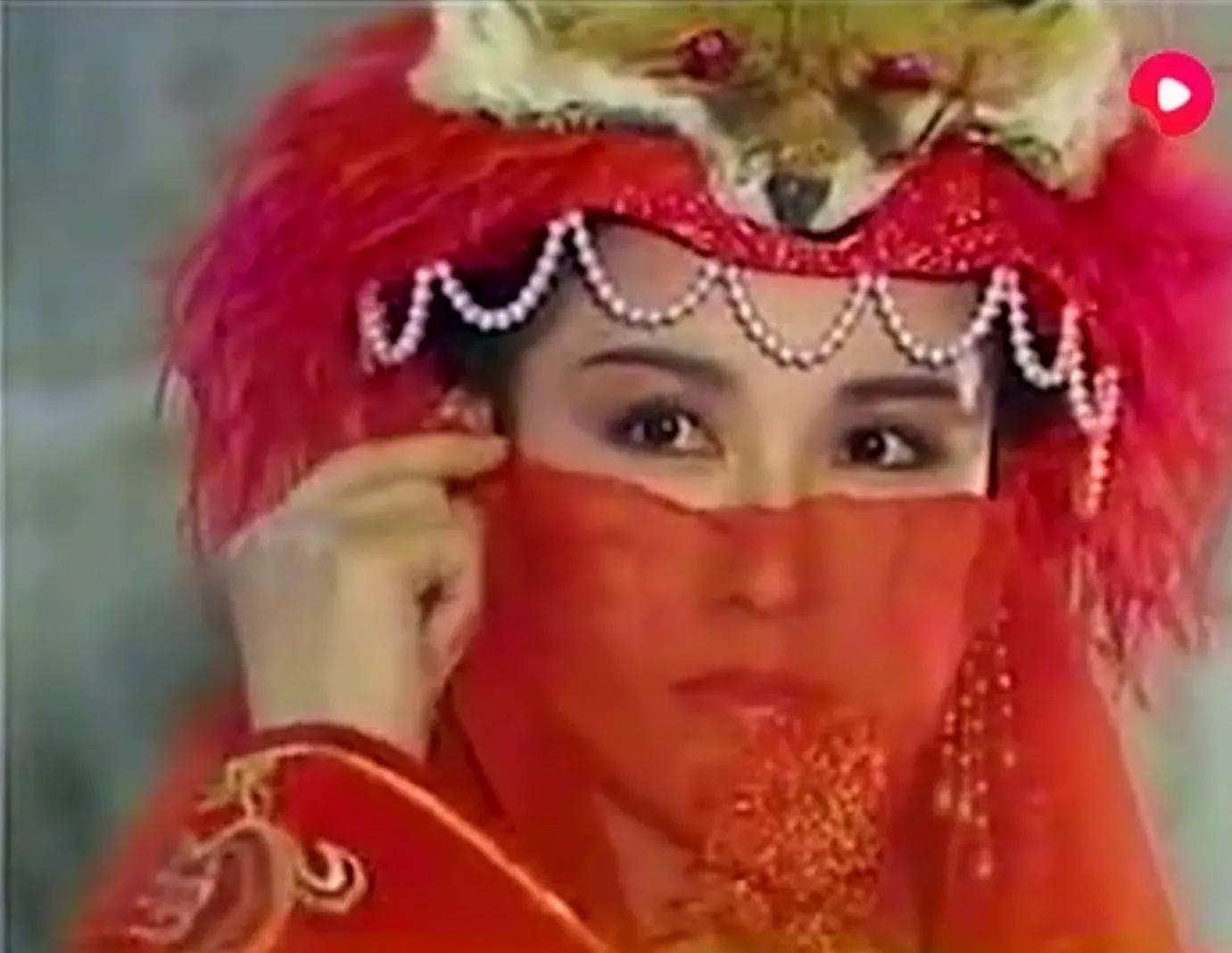 天龙八部名场面，七版李秋水摘面纱，谁容颜绝世，谁让你看了反呕