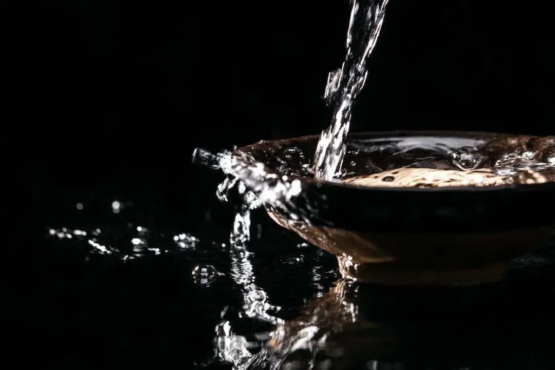 有茶有酒过寒冬,有滋有味品人生