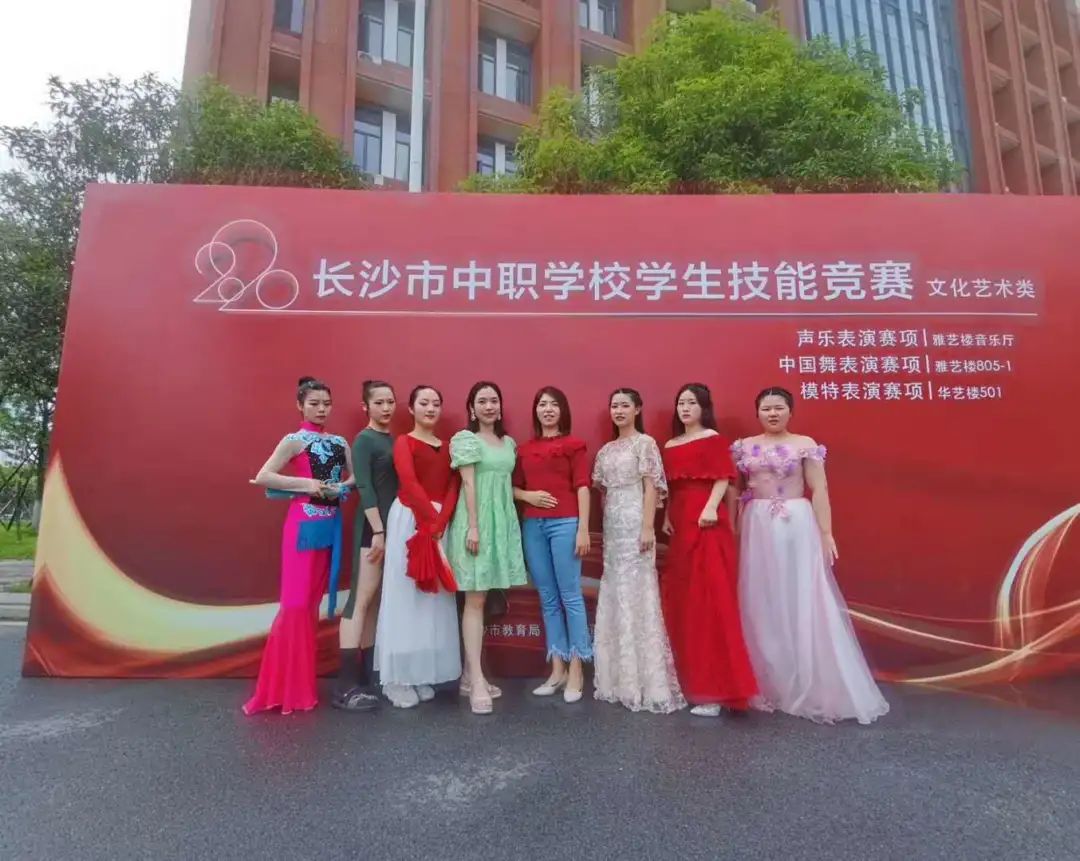 「青春经开」社团展风采 筑梦正当时 || 经开学校社团活动丰富多彩