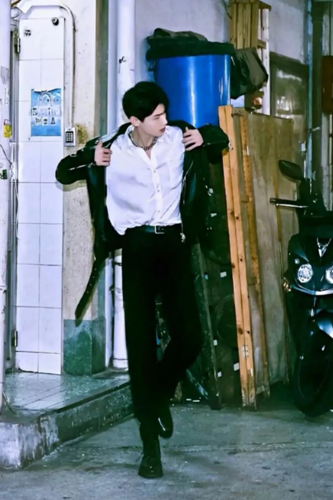 一眼万年的明星图片