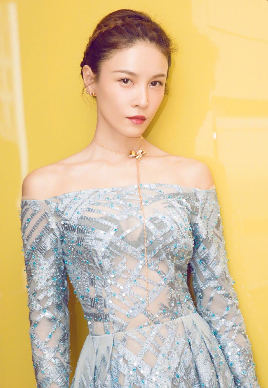 张蓝心，冷艳气质型女星