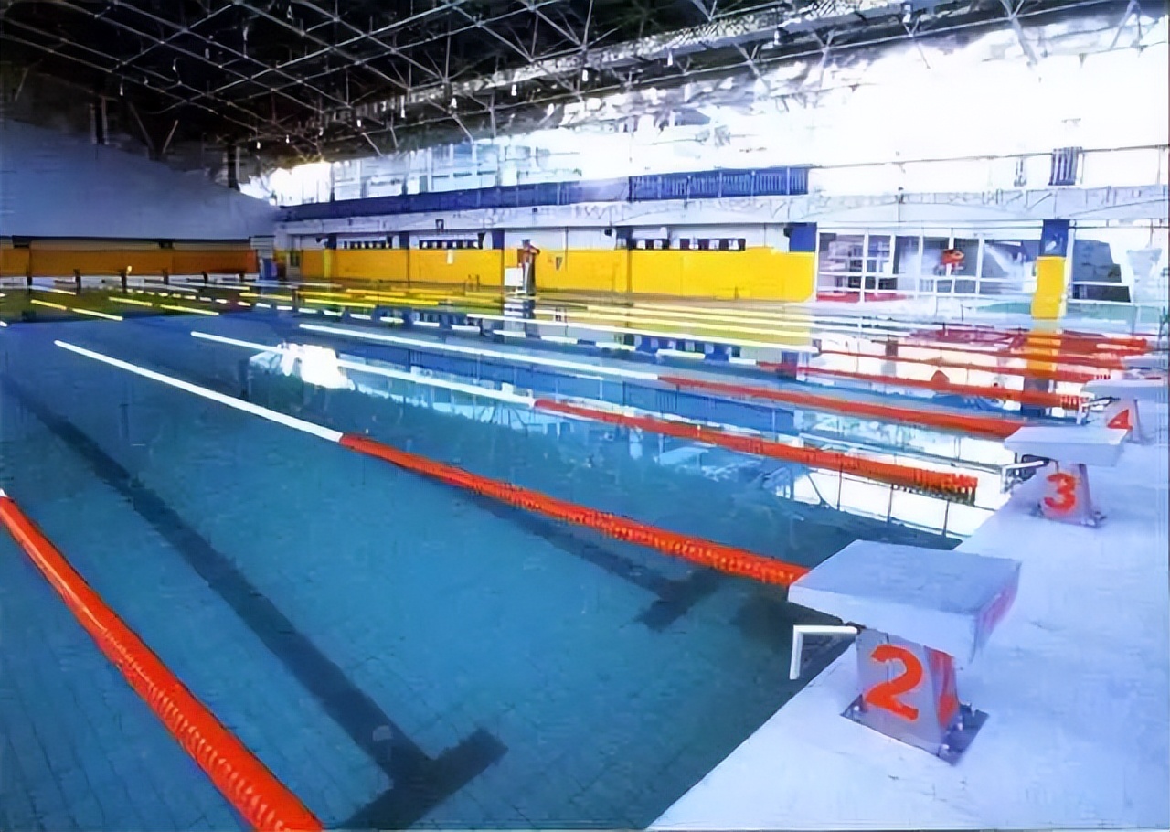 “面朝”大海，坐拥网红咖啡馆！大连一高校“精致生活”曝光，网友：太羡慕！