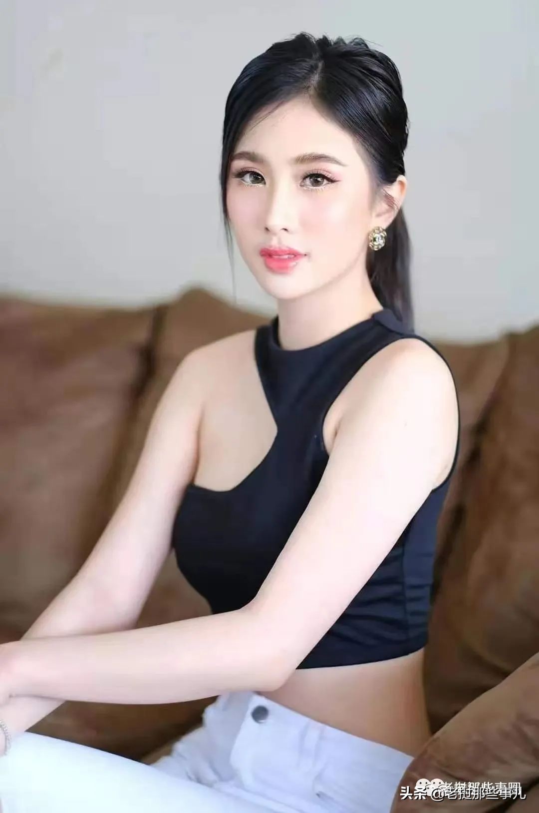 老挝水音小姐姐，三年前旧照翻出，超可爱