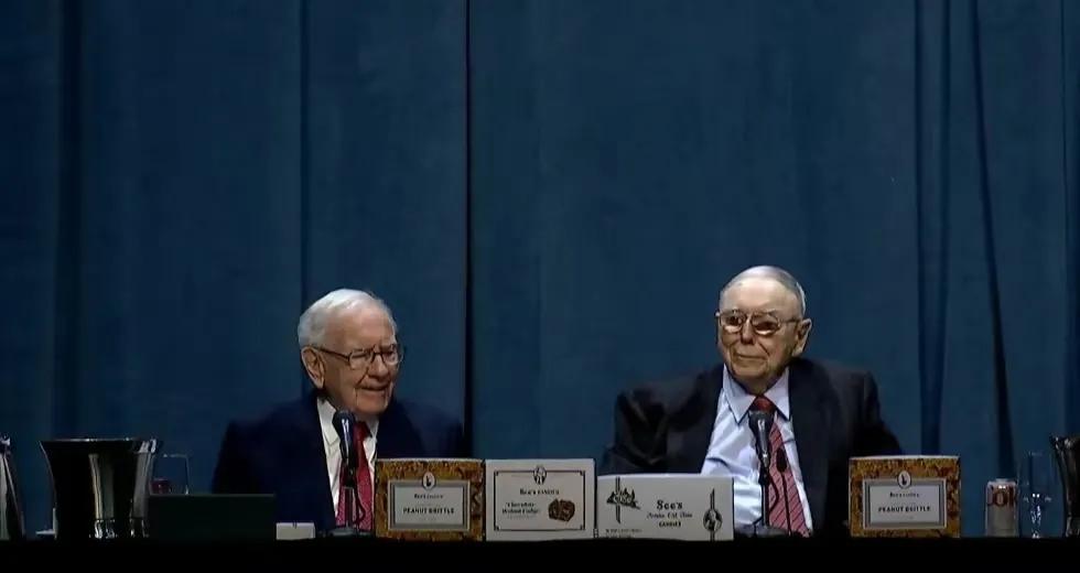 巴菲特再次戳穿比特币的“皇帝新衣”