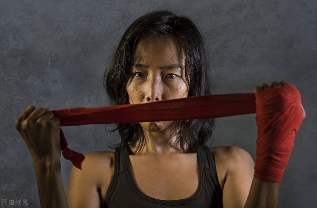 刑事辩护：究竟是惊喜，还是惊吓？吃烧烤时一定要小心，无论男女