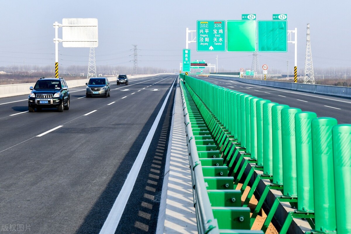 2022清明节「高速免费时间」共3天，4月3日-5日