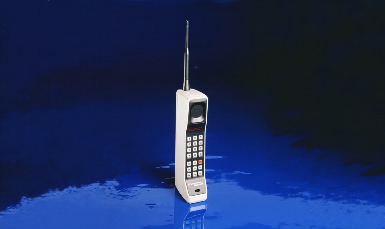 摩托罗拉z8手机（这些年最具标志性的手机品牌系列）
