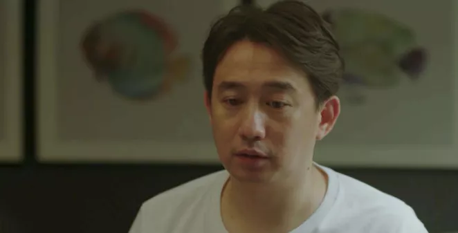 唯一的儿子自杀后，他给前妻转了理赔金