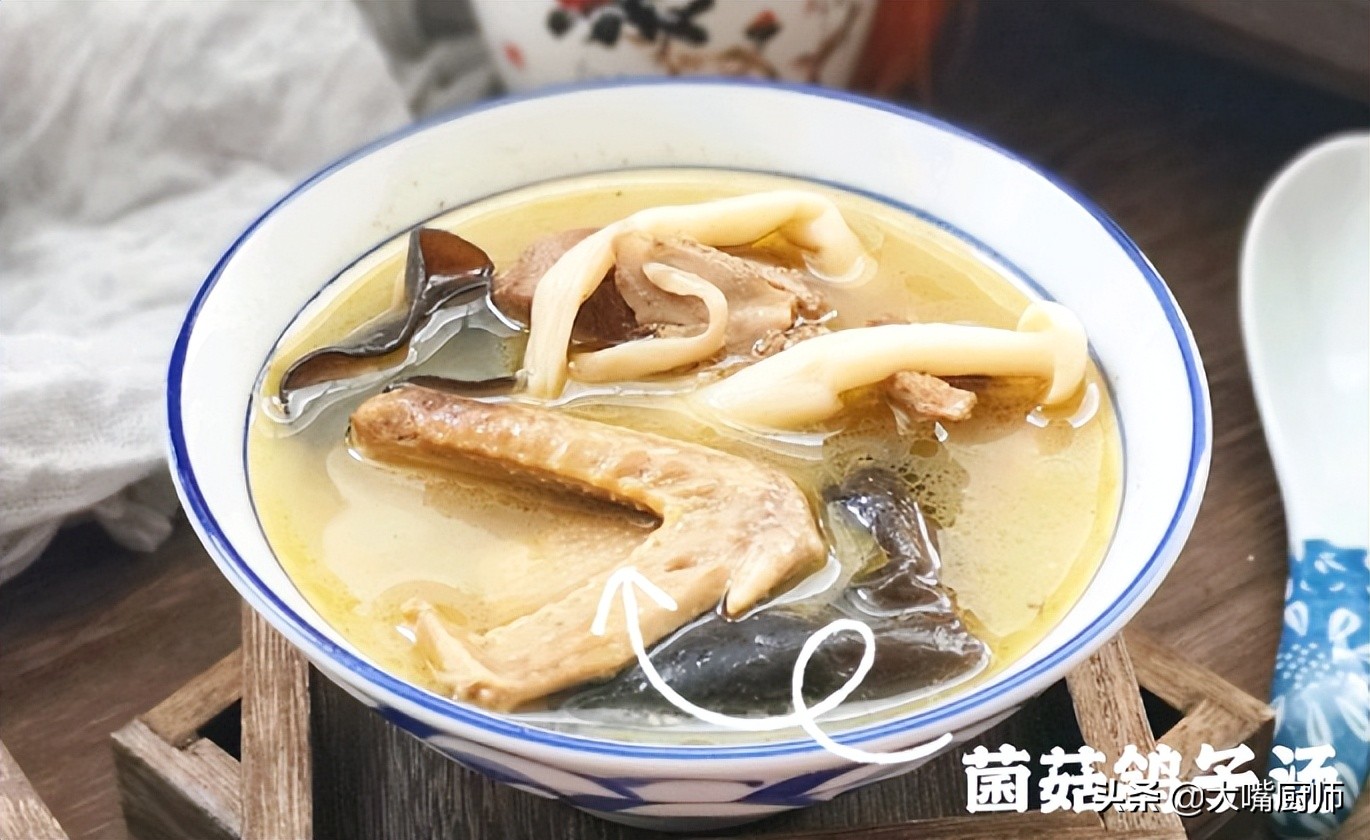 一鸽胜九鸡，炖鸽子汤牢记“2不”，肉嫩汤鲜，营养又好吃，真香