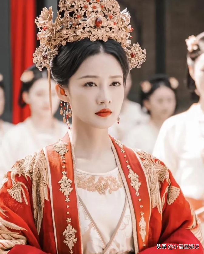 同样演“红装女神”,把刘亦菲景甜和王祖贤朱茵对比看,谁更胜一筹