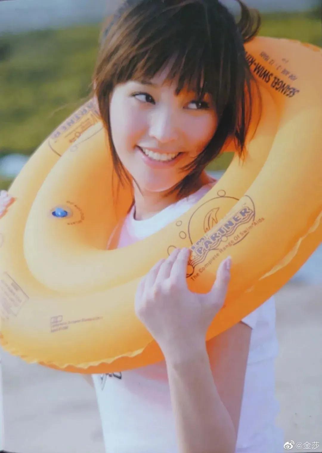 金莎｜四十依旧宛若少女，时间好像把她忘了