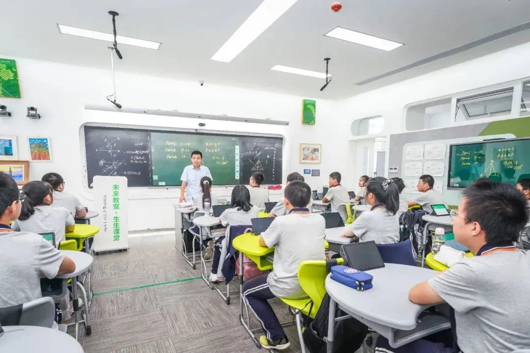方红卫同志在中国共产党西安市第十四次代表大会上的报告（全文）