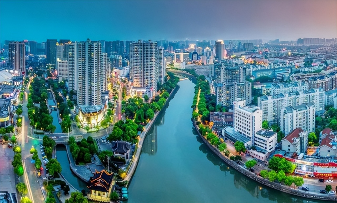 2022江苏高校排名最新出炉！南大进步迅速，河海大学反超南京师大