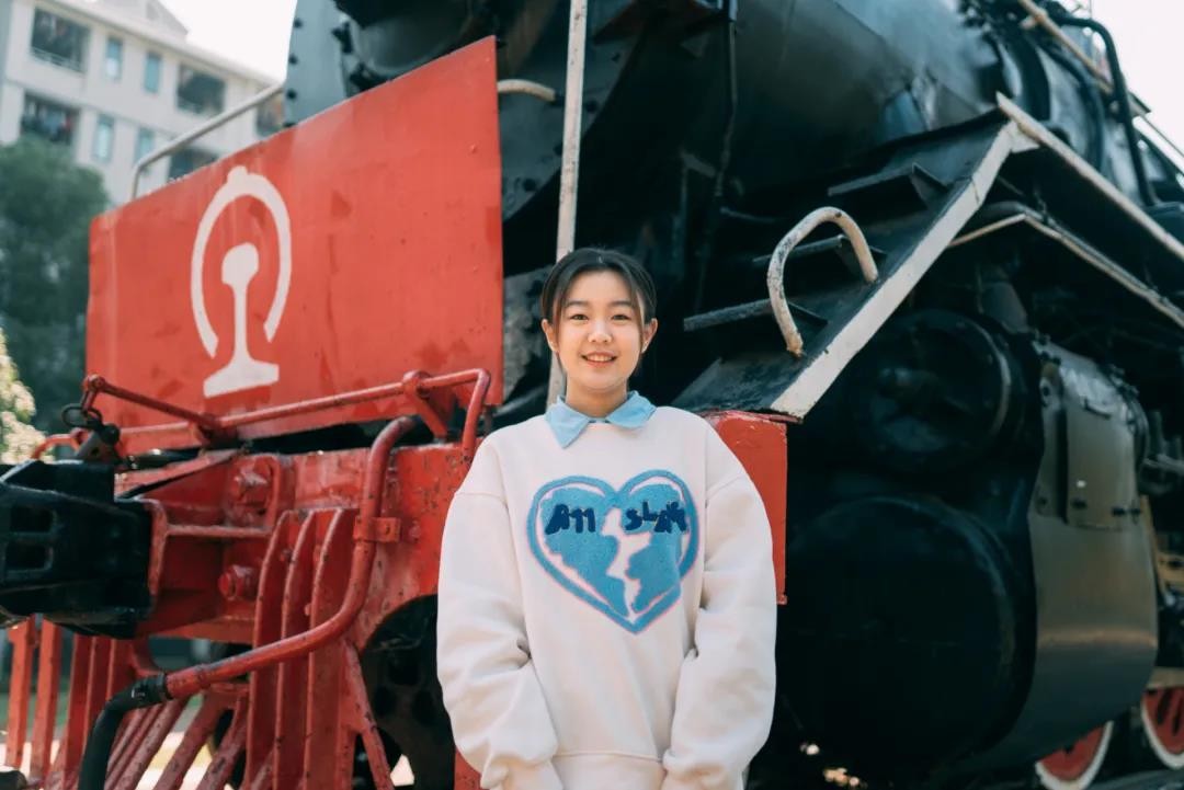 惊艳！湖南再现“女神寝室”：4姐妹集体保研985，奖学金拿到手软！