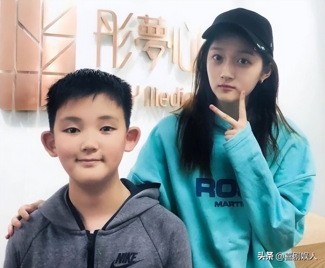 同样是老来得子，金士杰拼命拍戏不敢老，刘德华安享天伦之乐