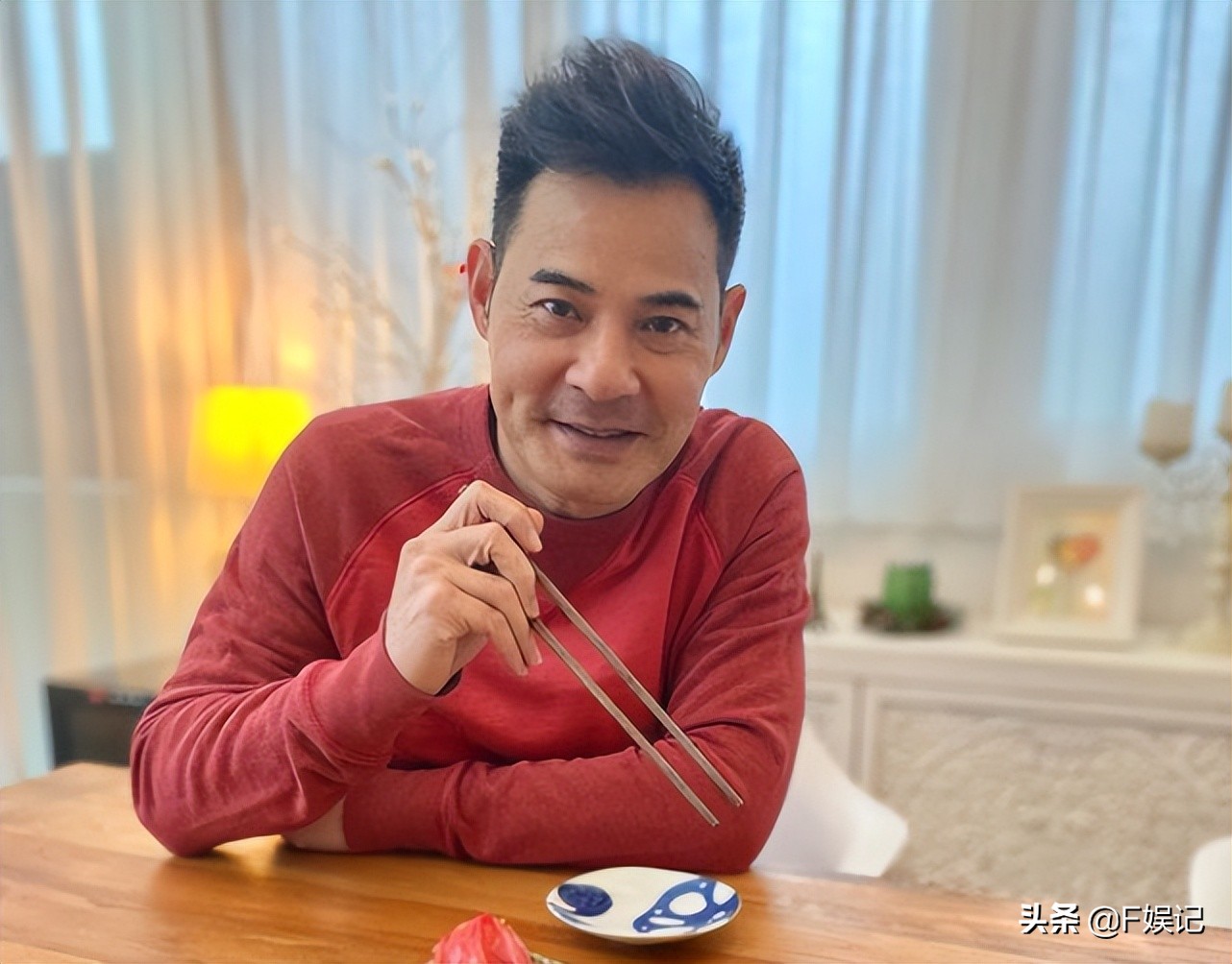 亏本离场？TVB男艺人黄智贤过百万的美容生意低调转给陈炜未婚夫