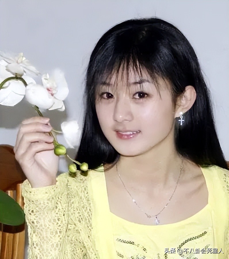 明星的早期照片，谢霆锋土，杨颖非主流，都是“黑历史”