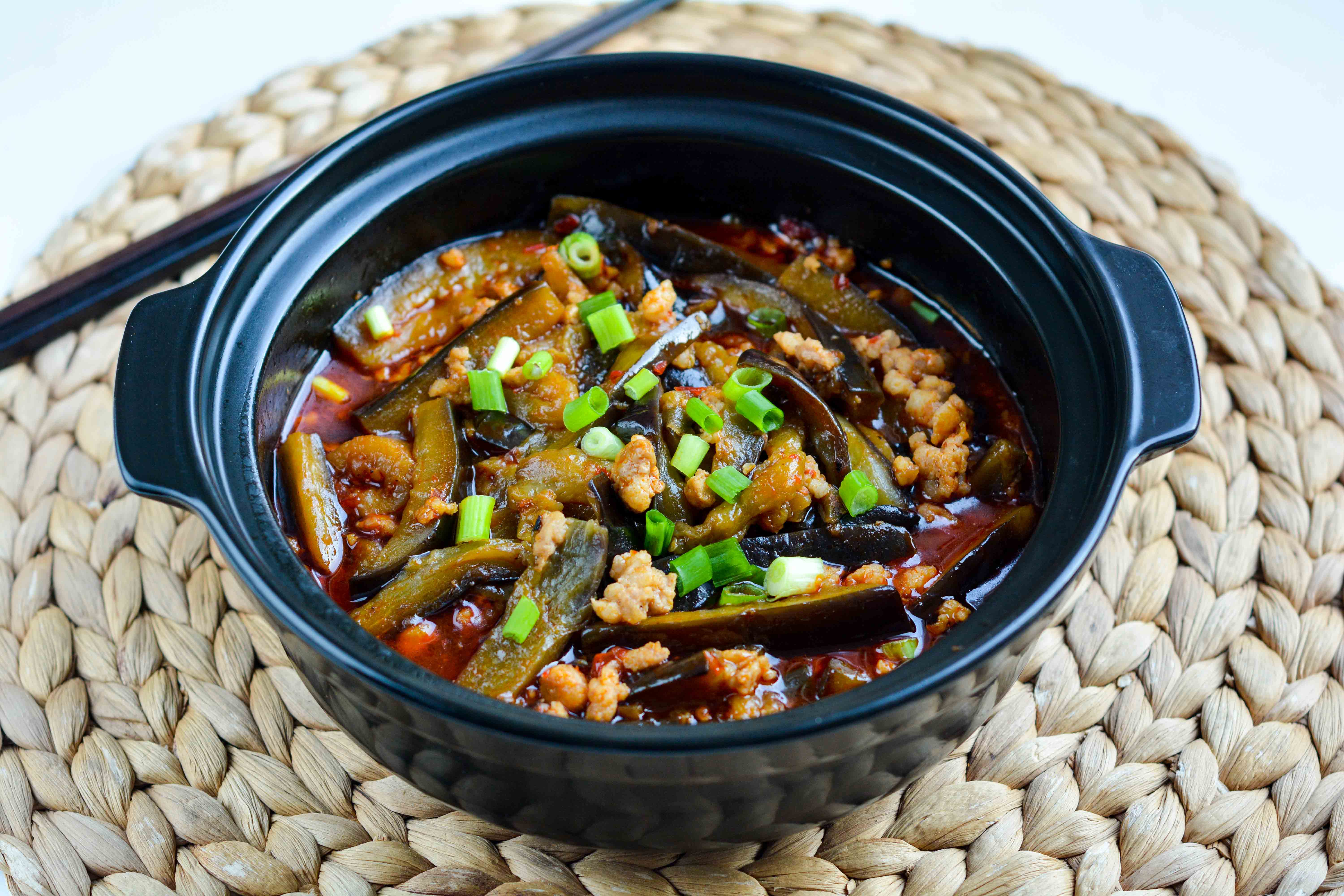 长茄子少油做法，健康又美味