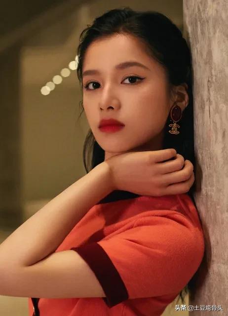 张倩仪壁纸