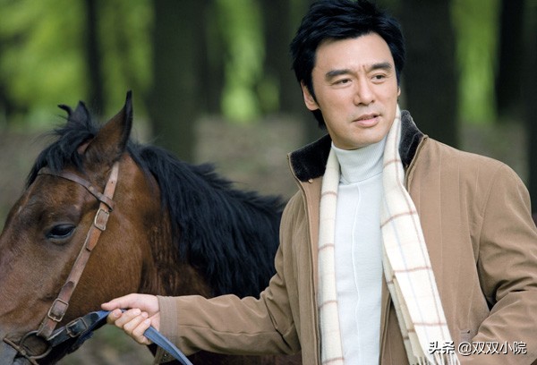 遗传真的是1门深奥的学问，父母均是神仙颜值，儿女却一言难尽