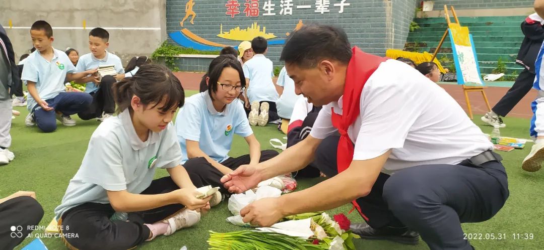 煎茶小学举行“七彩童年，精彩无限”六一庆祝活动暨校园艺术节