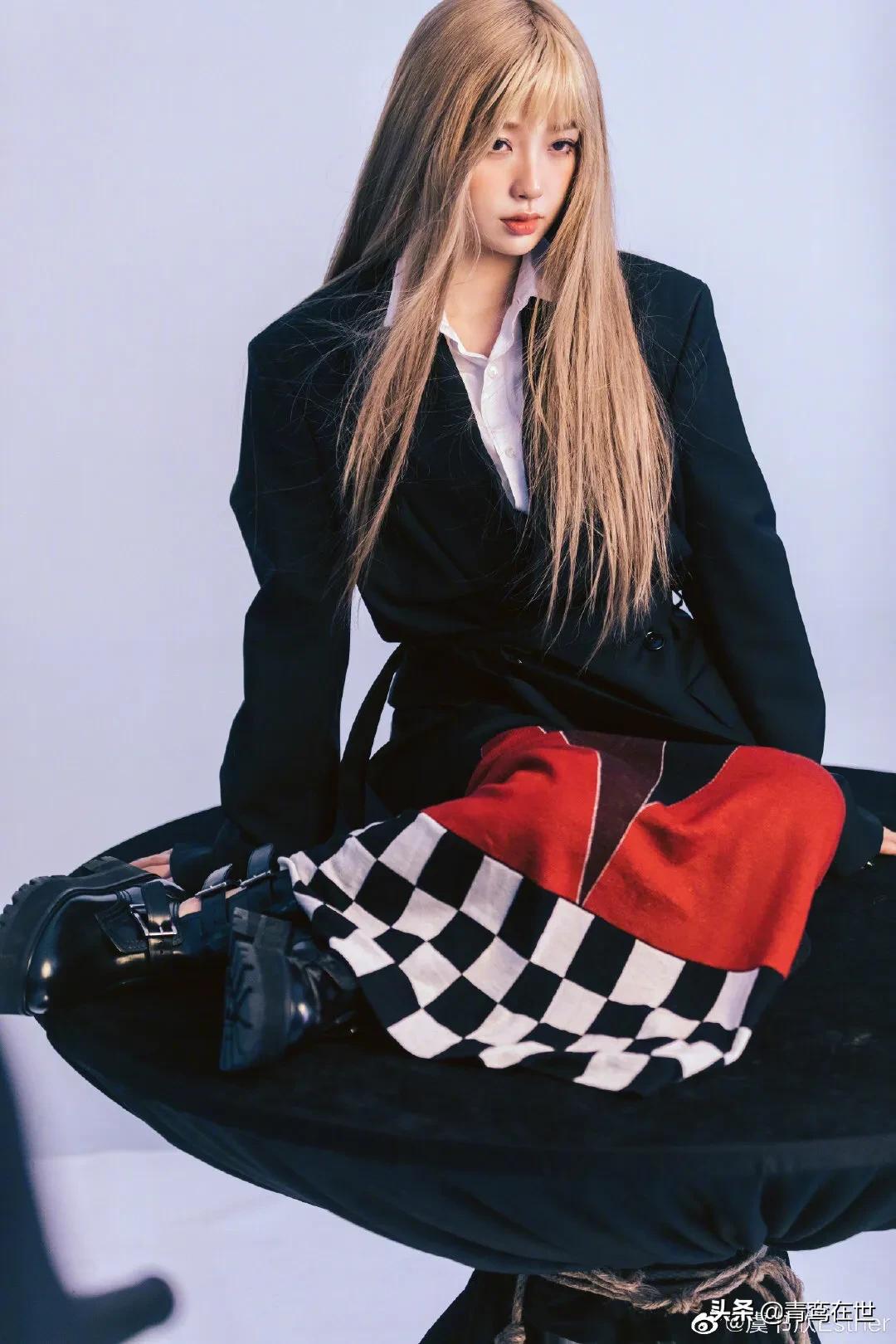 虞书欣的颜越来越具有高级感，少女蜕变了