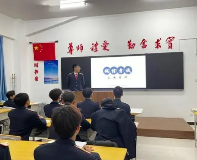 铁路局对口的5个专业，薪资待遇好且容易上岸，高考生要心中有数