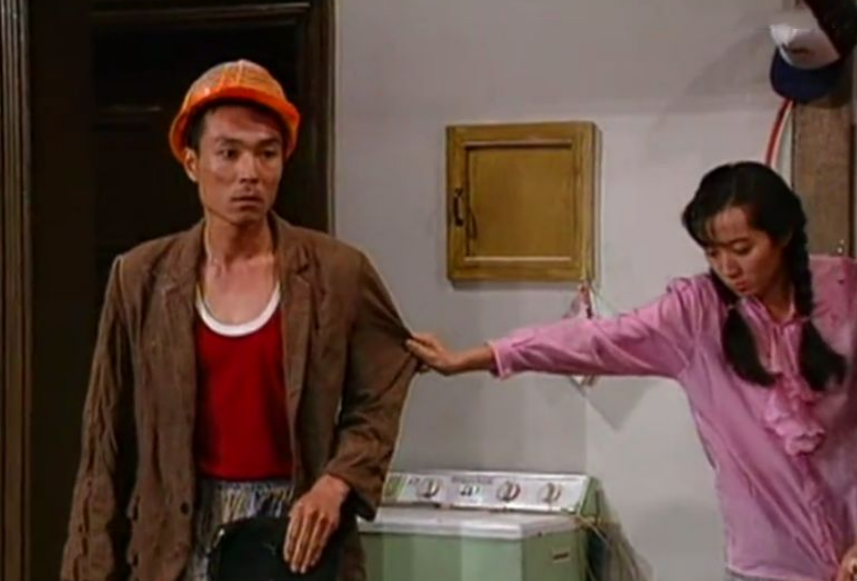 “老戏骨”谢园：至死无儿女送终，小娇妻邱悦后悔丁克了吗？