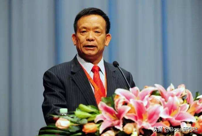 香港最新“十大富豪”，人均身价超1100亿，神秘外国富商首次亮相