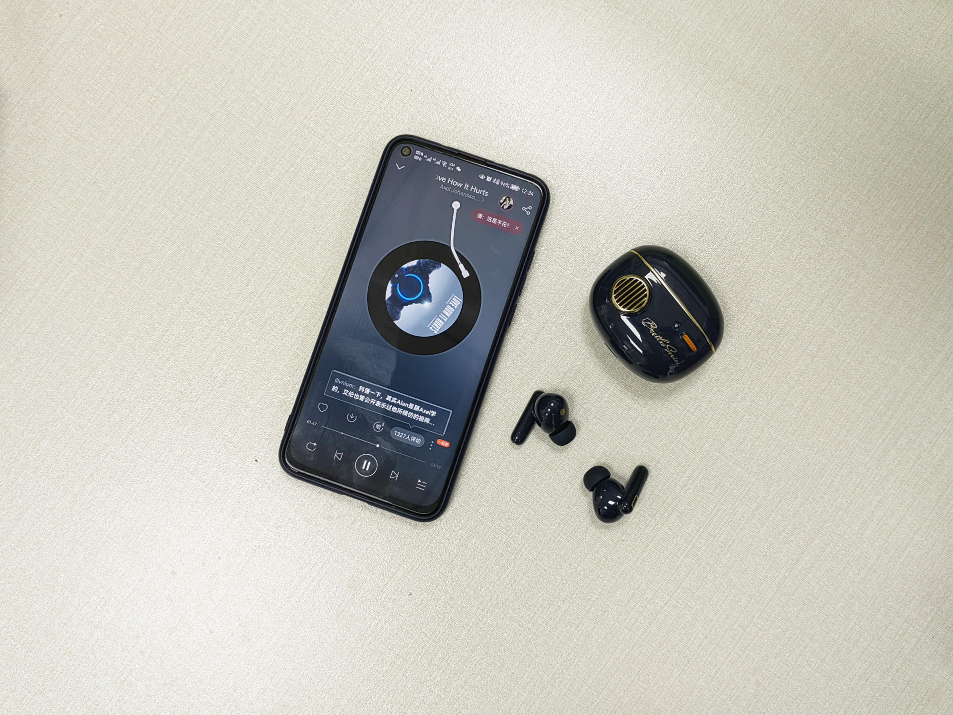 漫步者Retro Pro降噪耳机简评：同价位无敌的六边形选手？