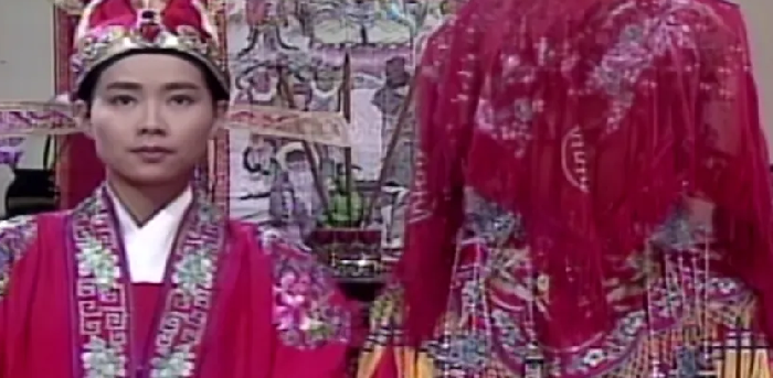 新白娘子传奇：许仕林是爱胡媚娘，可是一点也不耽误他娶碧莲