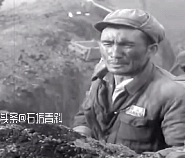 从未向命运低头的杨在葆：36岁入狱，拒绝后妻表白，退休金6000元