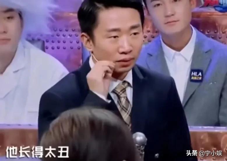 喝油漆、挨耳光、被剪发，明星走红前受欺负：足够强大才有话语权