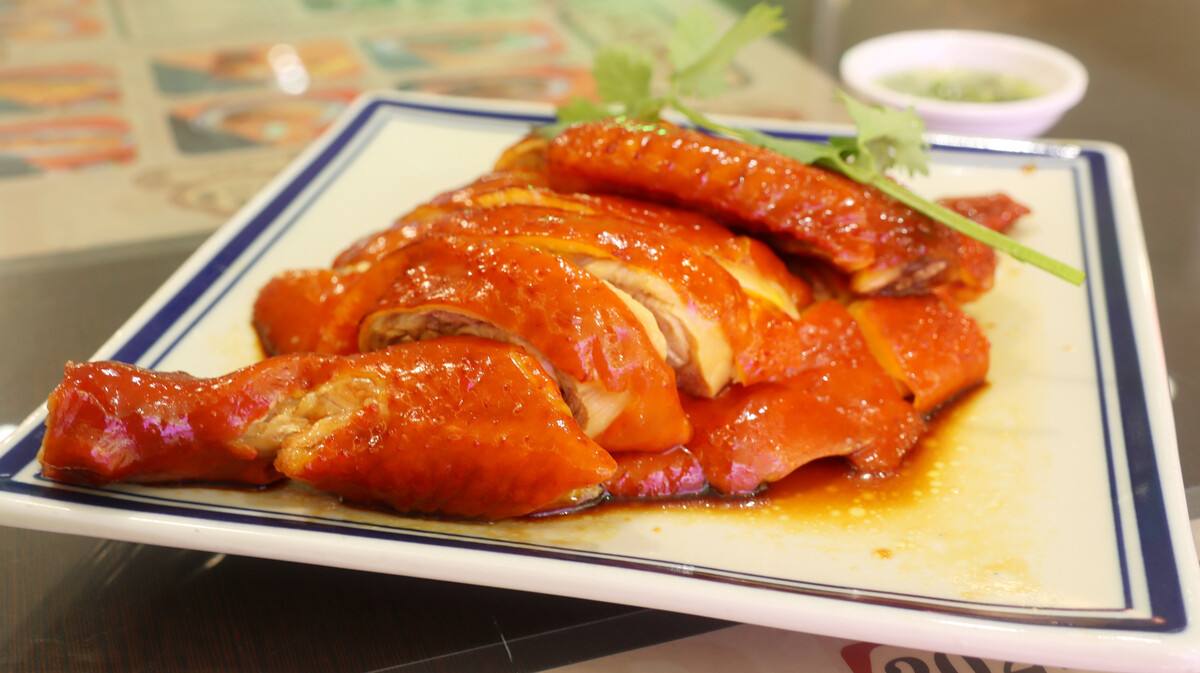 广东特色卤水之豉油鸡