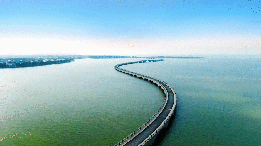 「青浦」ins轻工业风艺术酒店，用整层楼打造“海底小纵队”场景