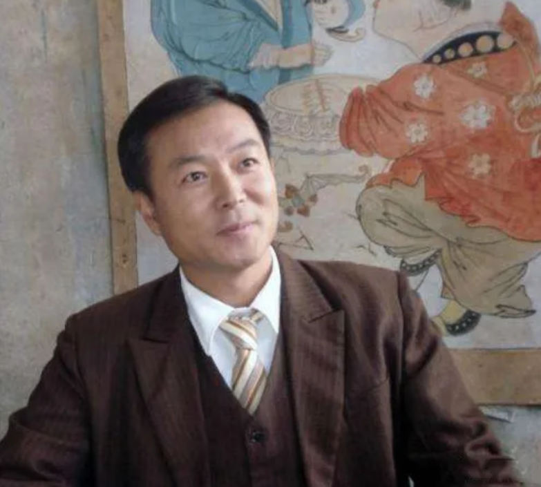 “老戏骨”谢园：至死无儿女送终，小娇妻邱悦后悔丁克了吗？