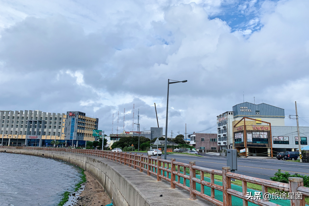 韩国 | 九月初的济州岛，时有风，偶有雨